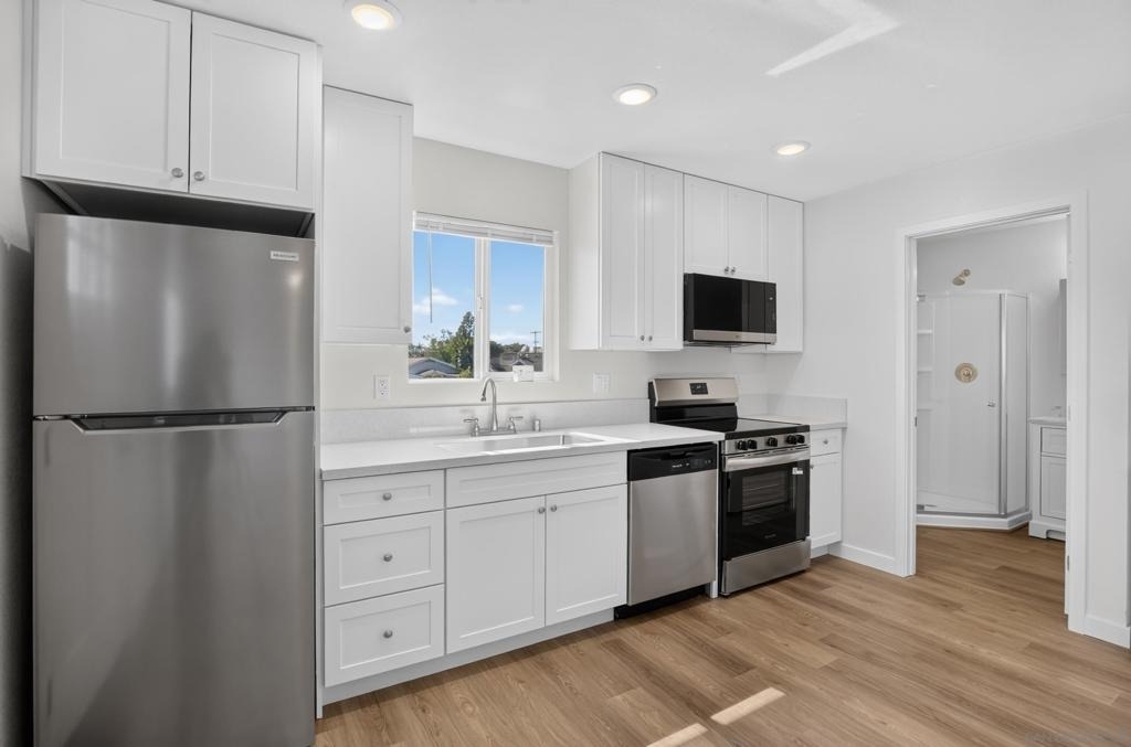 4131 45th St - Photo 1