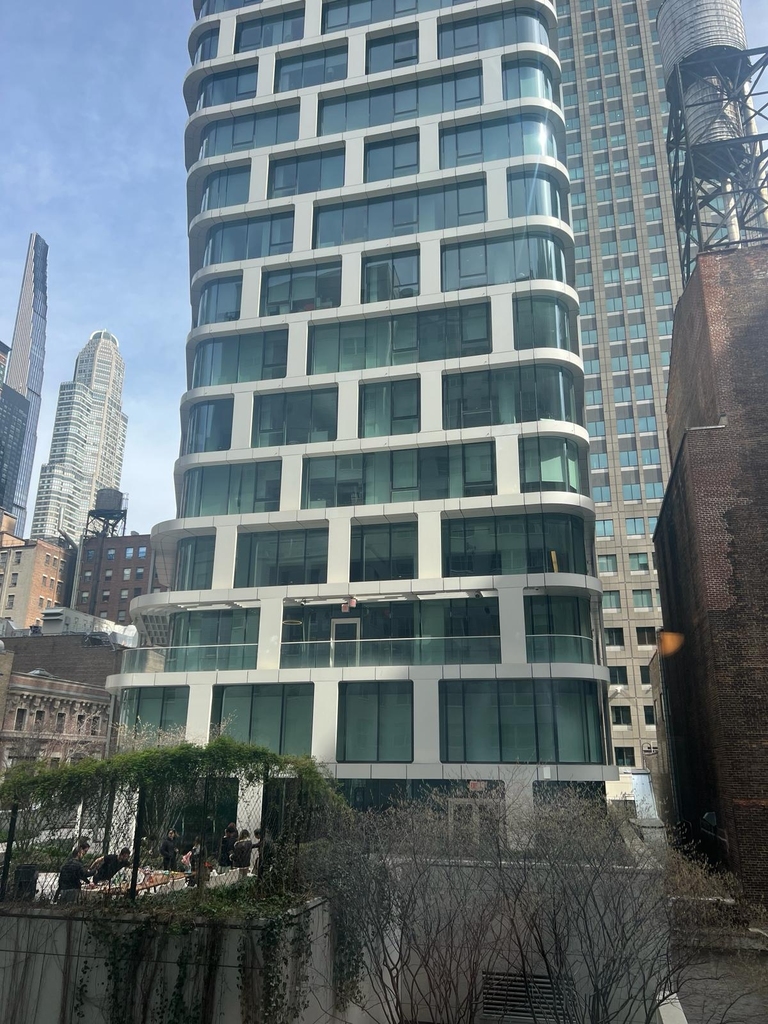 8th Avenue / W 52 Street - Photo 7