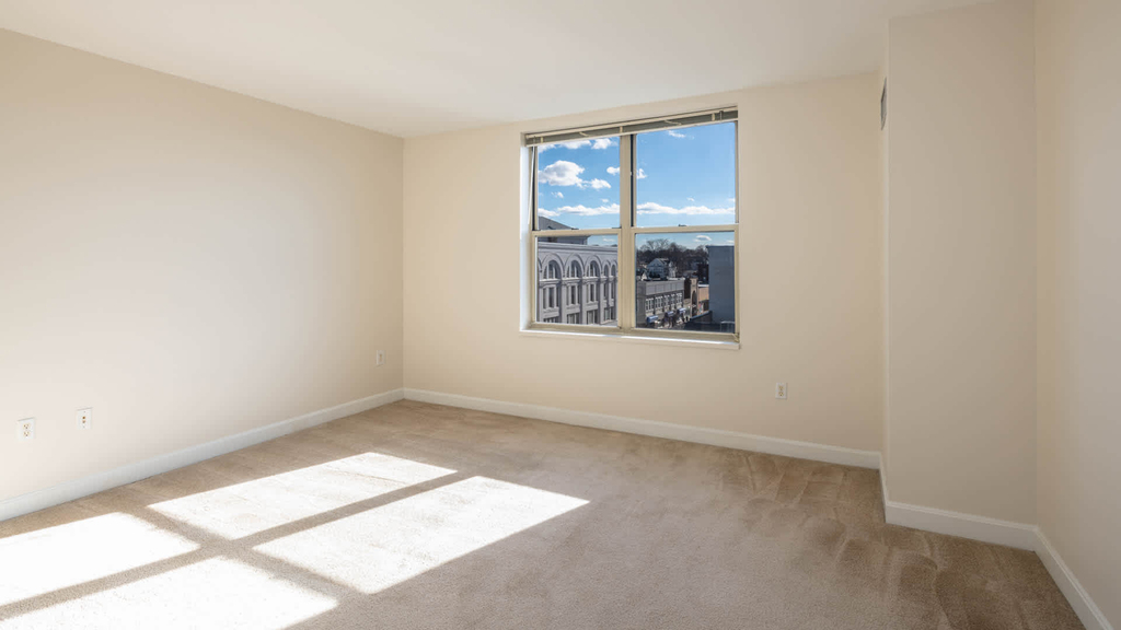 237 Moody St. - Photo 25