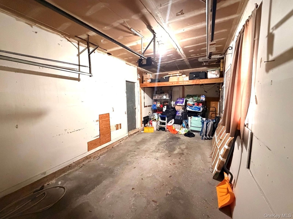 101 Harding Avenue - Photo 32