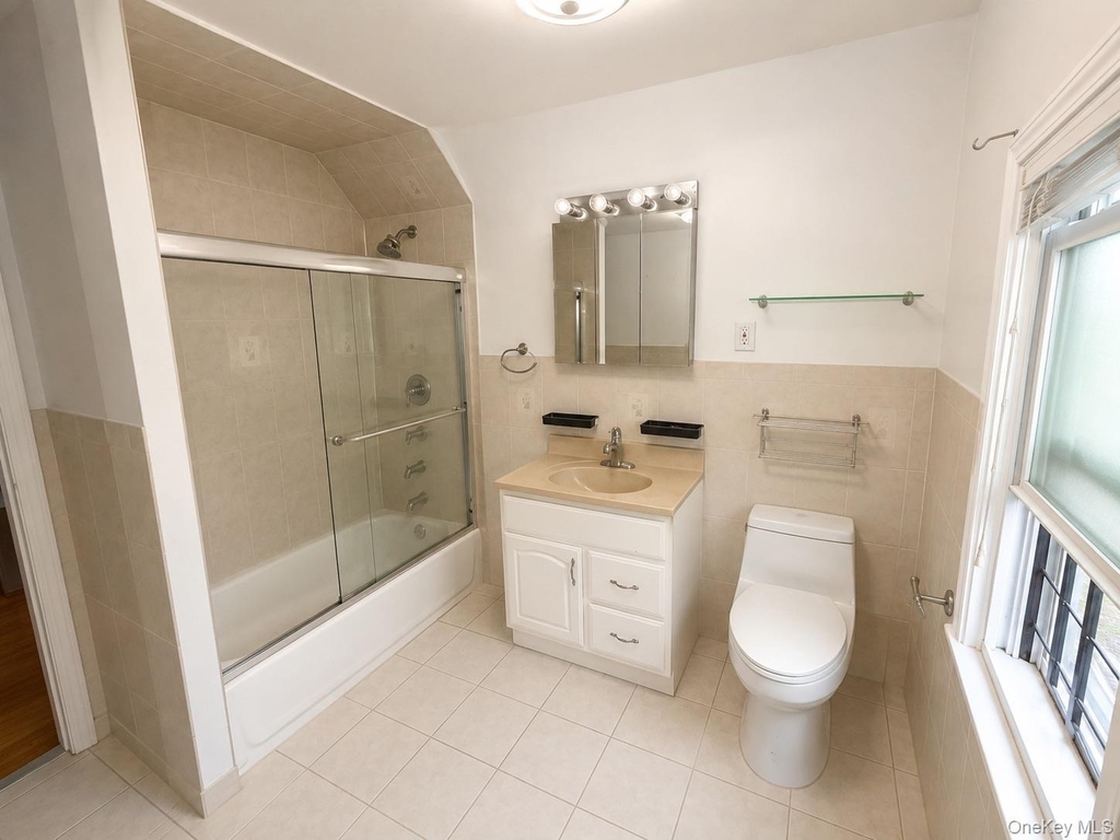 116-24 220th Street - Photo 5