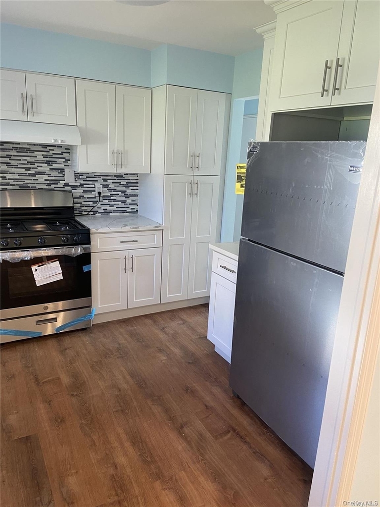 83-08 Langdale Street - Photo 0