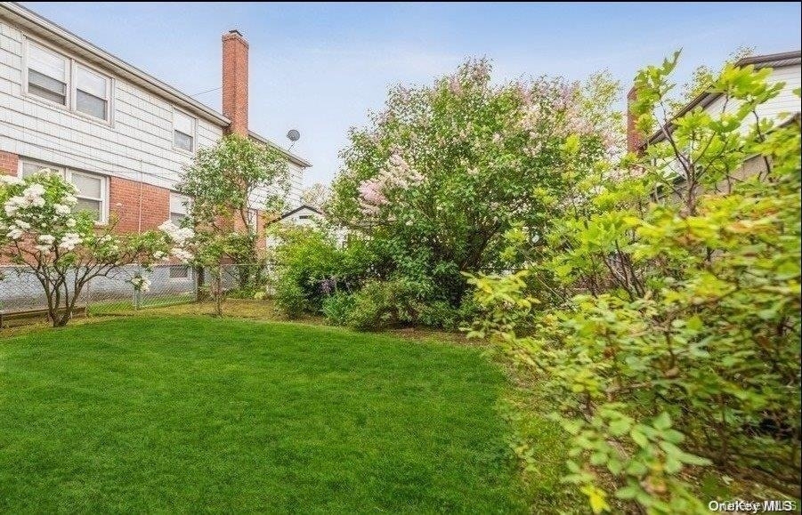 83-08 Langdale Street - Photo 3