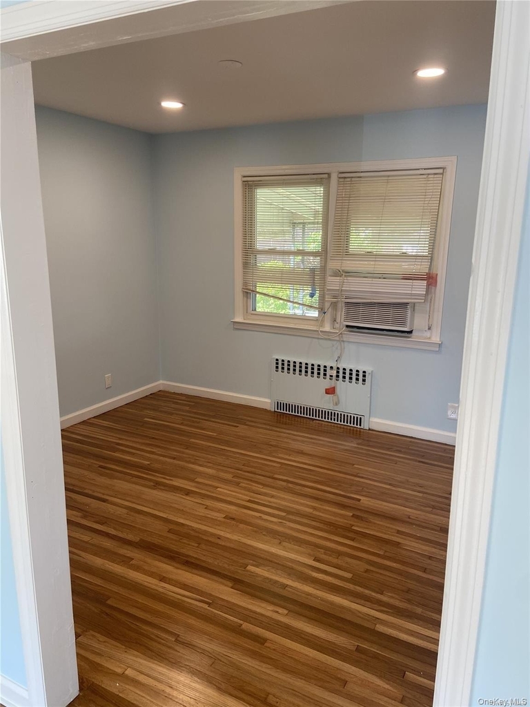83-08 Langdale Street - Photo 9