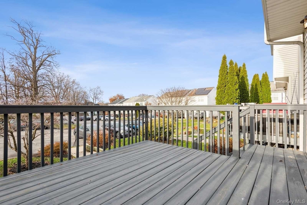 52 Schenck Avenue - Photo 29