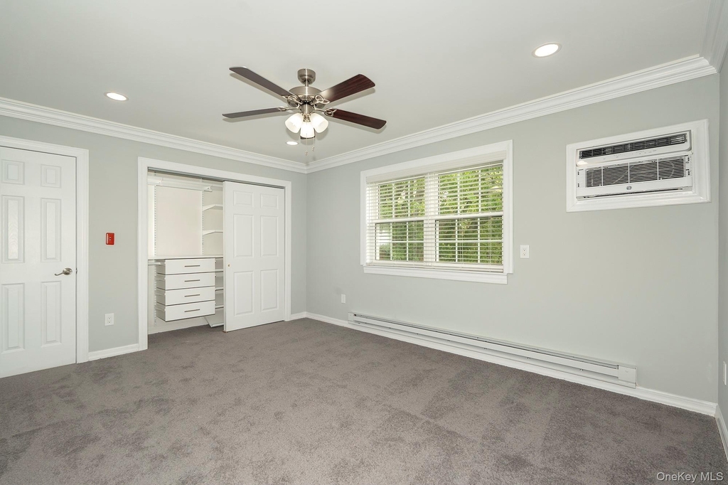 30 Bay Point Court - Photo 4