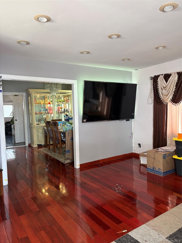 8729 254th Street - Photo 2