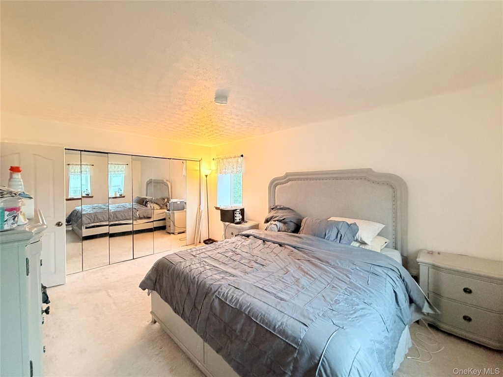2 Fortune Road W - Photo 8