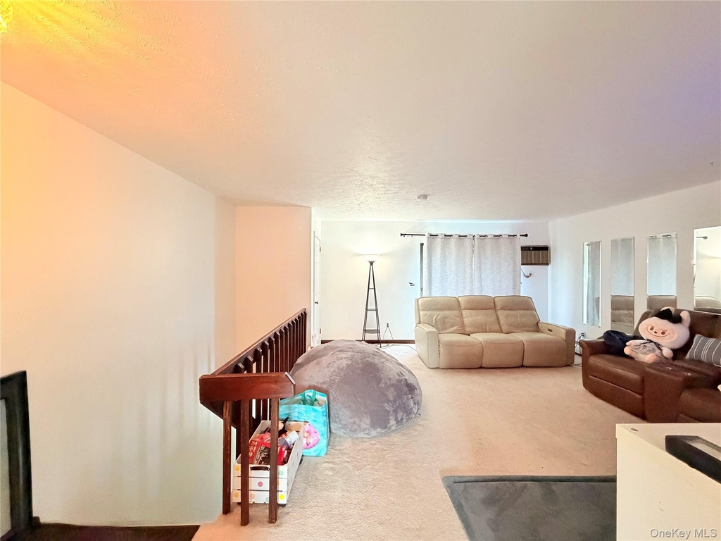 2 Fortune Road W - Photo 5
