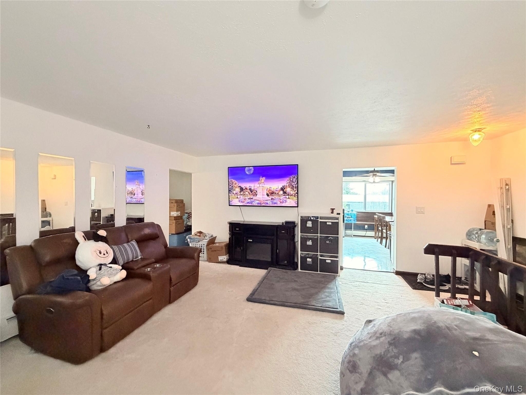 2 Fortune Road W - Photo 6