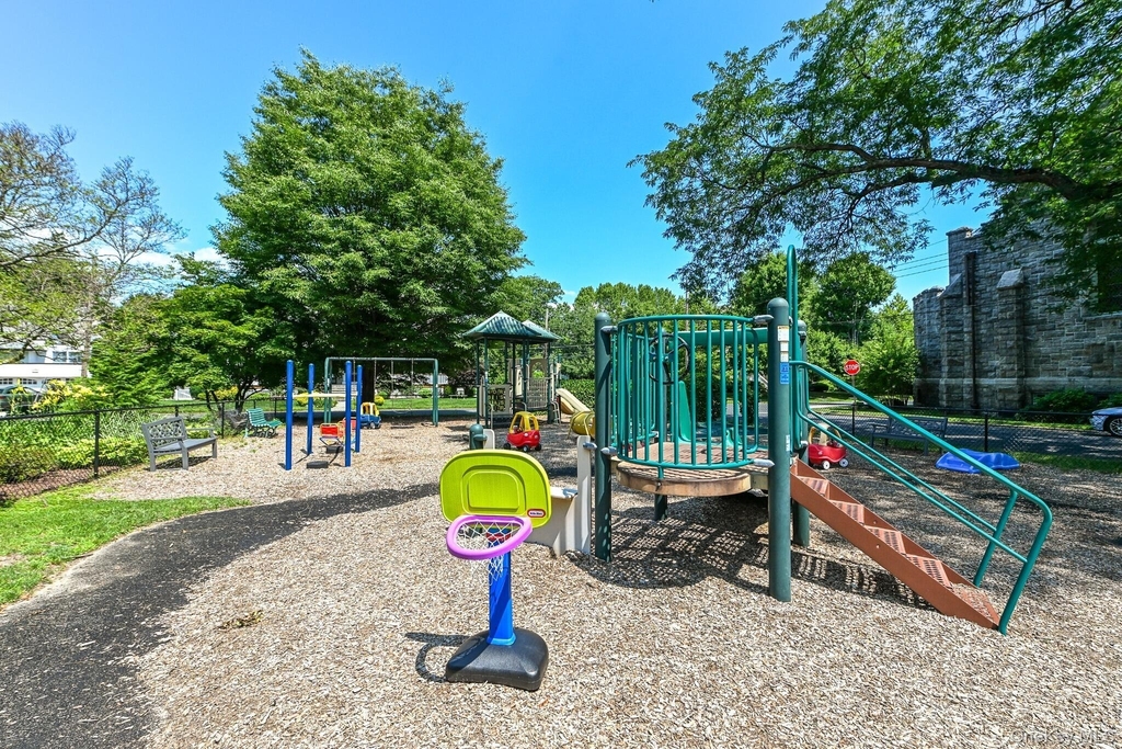 11 Maple Avenue - Photo 41