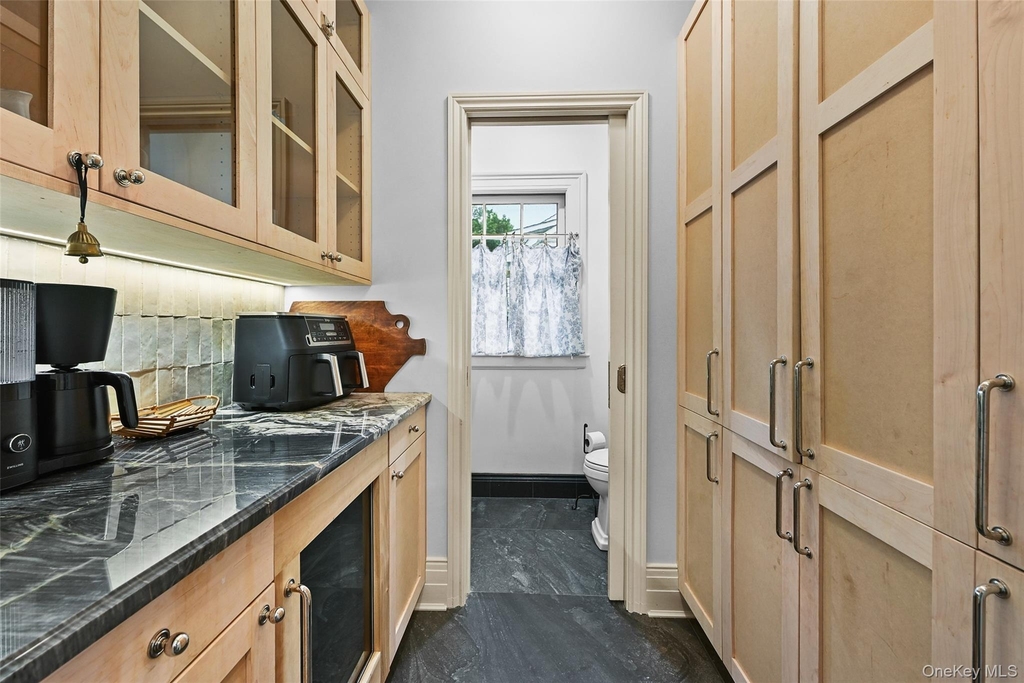 11 Maple Avenue - Photo 21