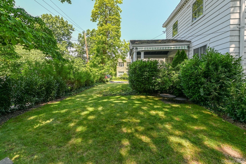 11 Maple Avenue - Photo 38