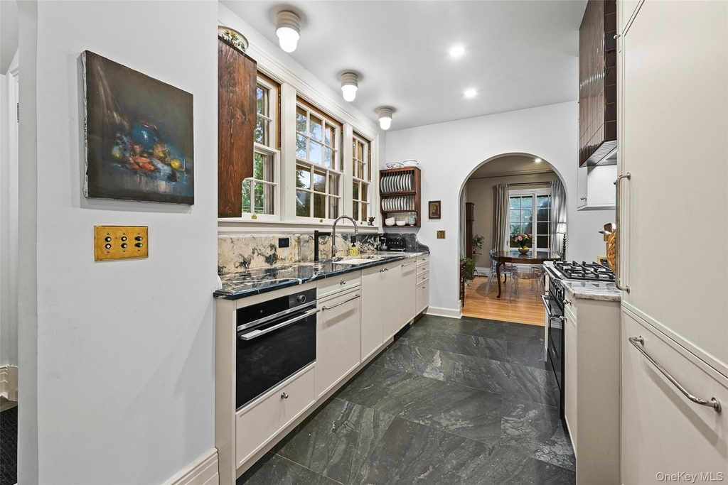 11 Maple Avenue - Photo 19