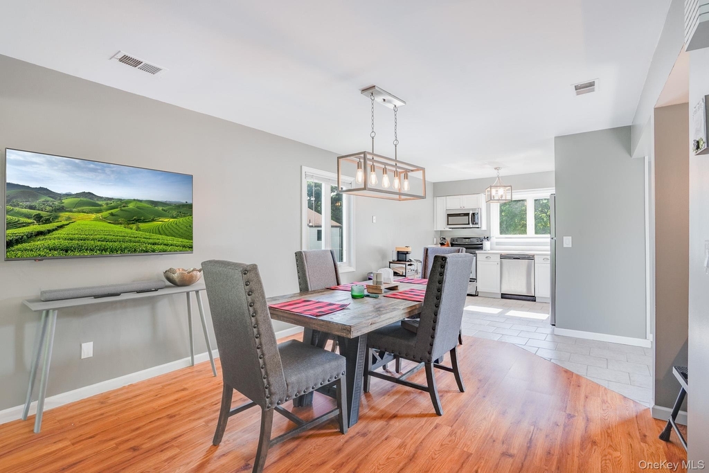125 Stringham Road - Photo 5