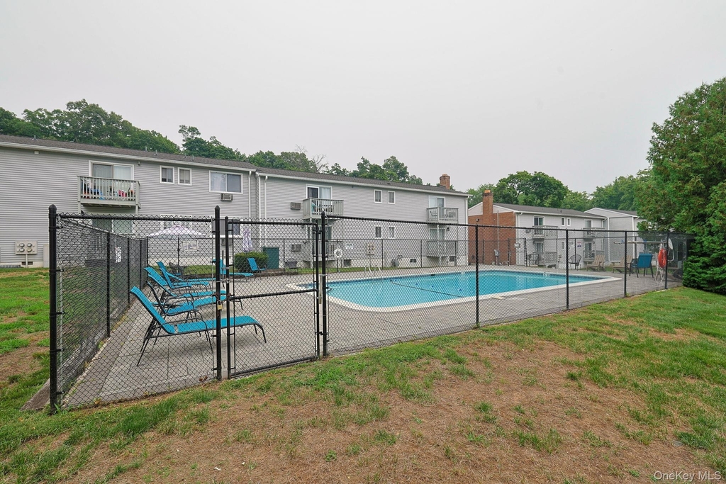 2740 South Road - Photo 10