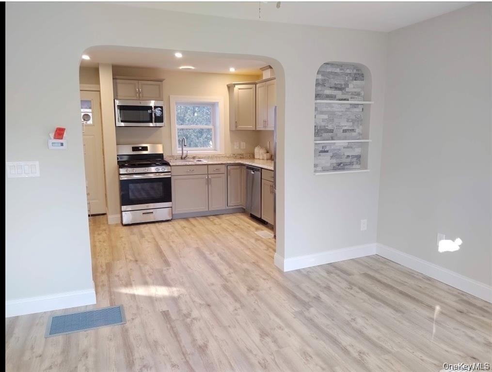 22 Center Street - Photo 3