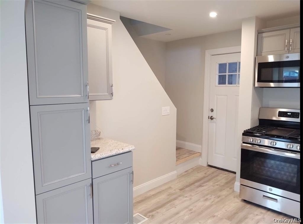 22 Center Street - Photo 4