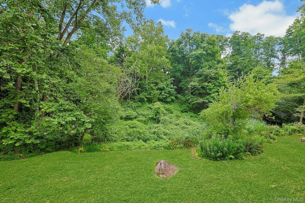 121 Coachlight Square - Photo 19