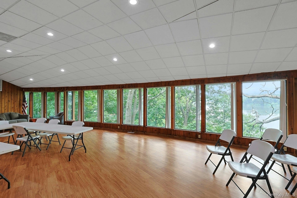 121 Coachlight Square - Photo 22