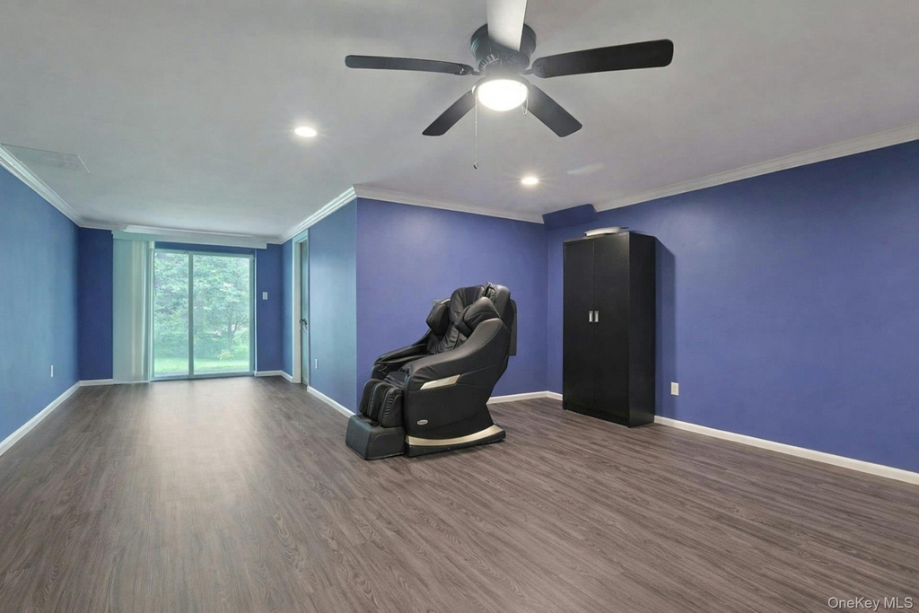 121 Coachlight Square - Photo 16