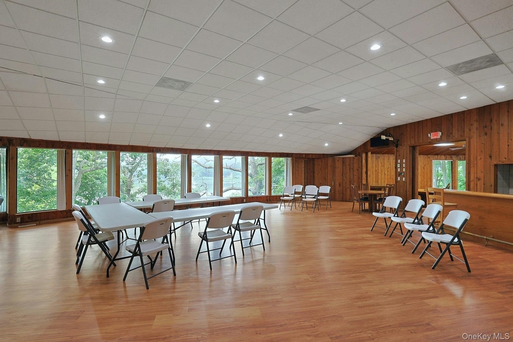 121 Coachlight Square - Photo 23