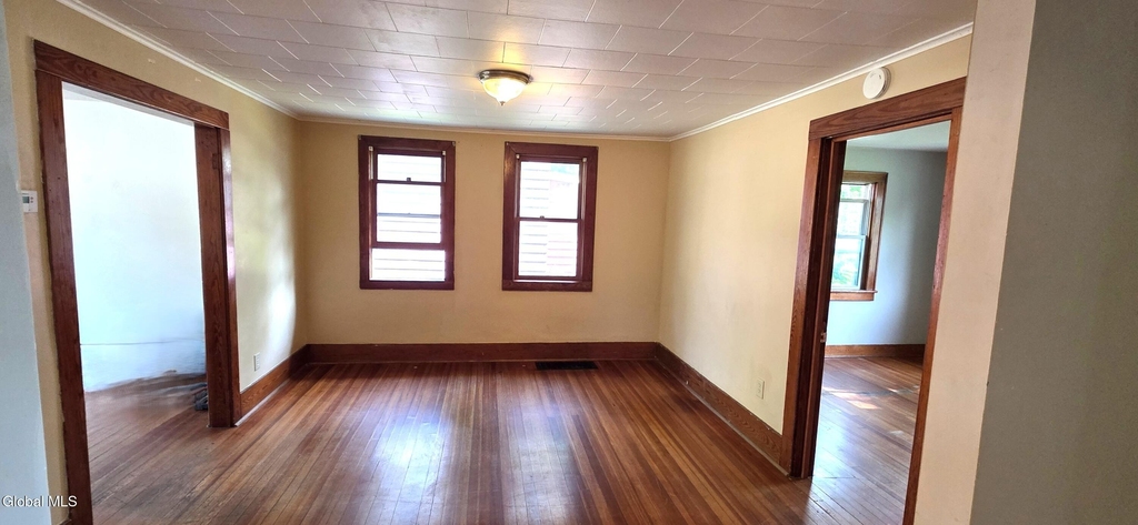 93 Cherry Avenue - Photo 17