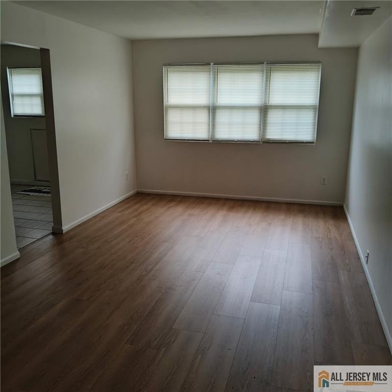 78 College Drive - Photo 2