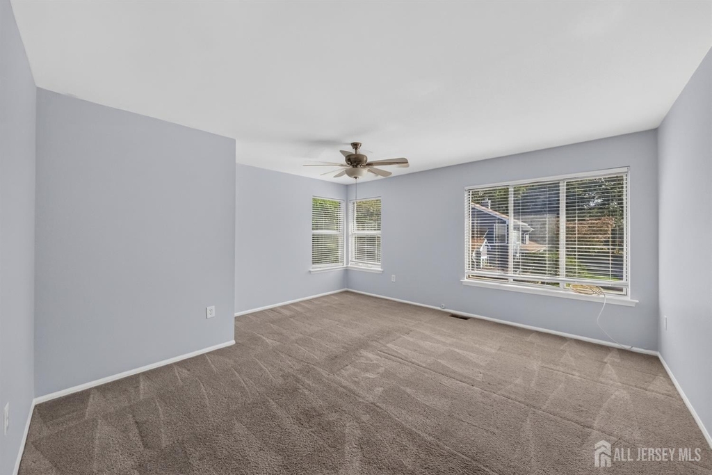 22 Driftwood Drive - Photo 8