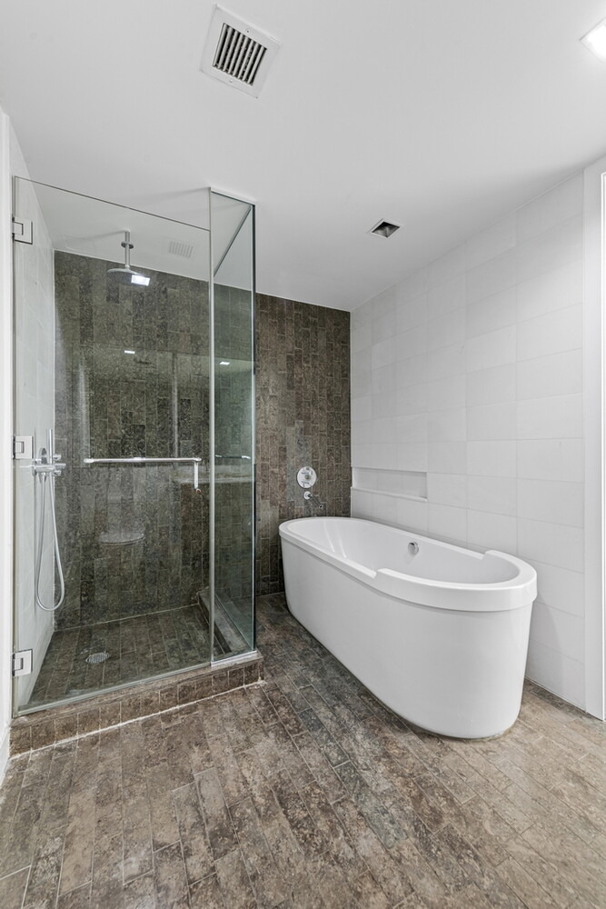 447 W 18th Street - Photo 5
