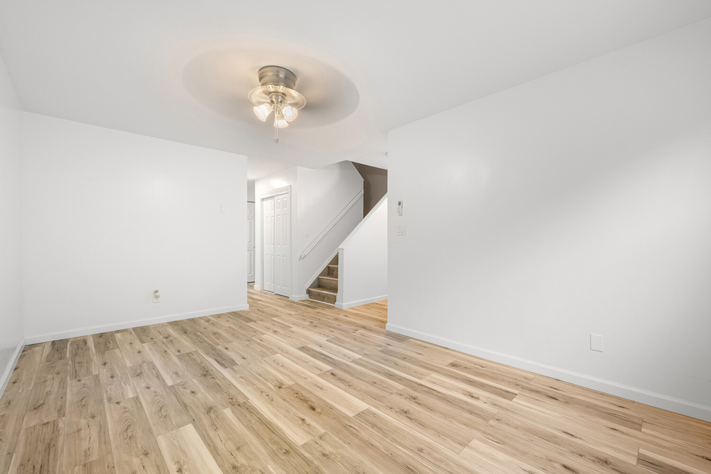 16 N Portland Avenue - Photo 2