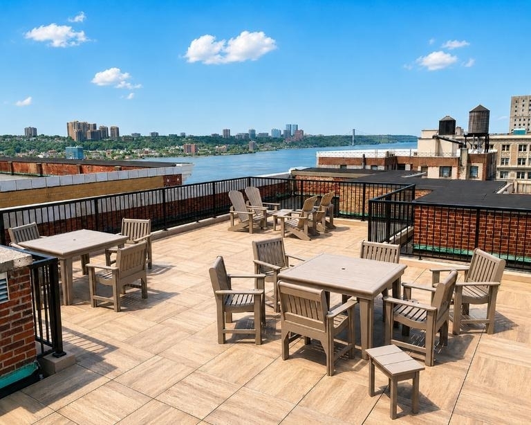 425 Riverside Drive - Photo 12
