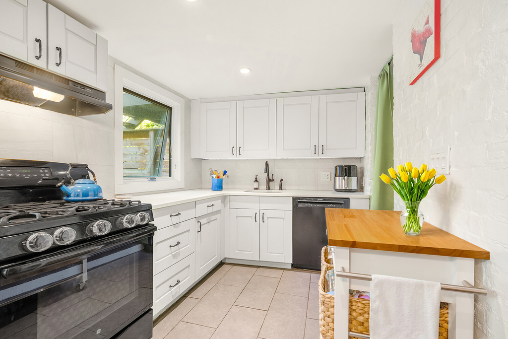 191 Baltic Street - Photo 3