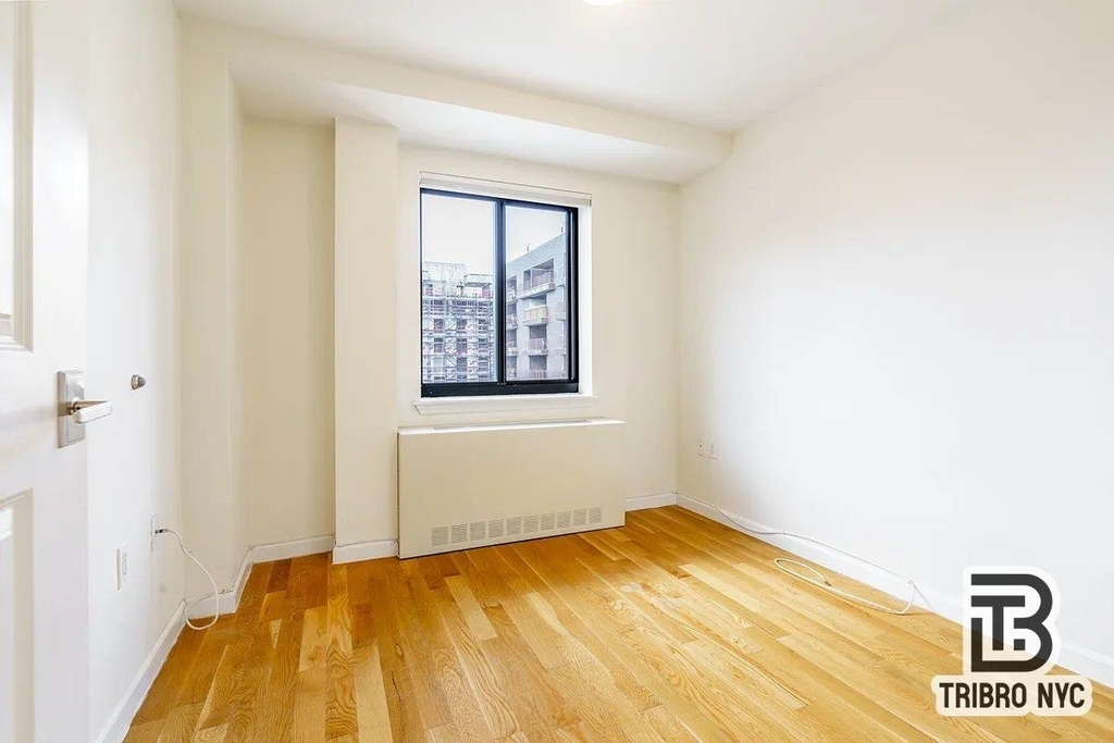 31-10 23rd Street - Photo 5