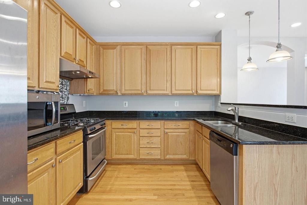 16542 Reservoir Loop - Photo 33