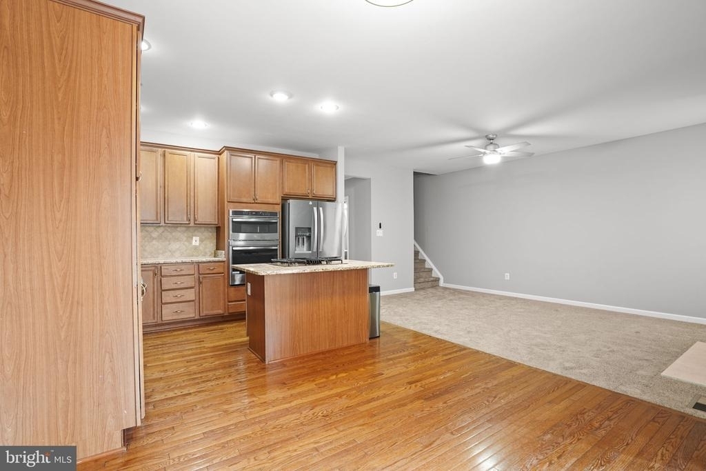 25257 Bald Eagle Terrace - Photo 12