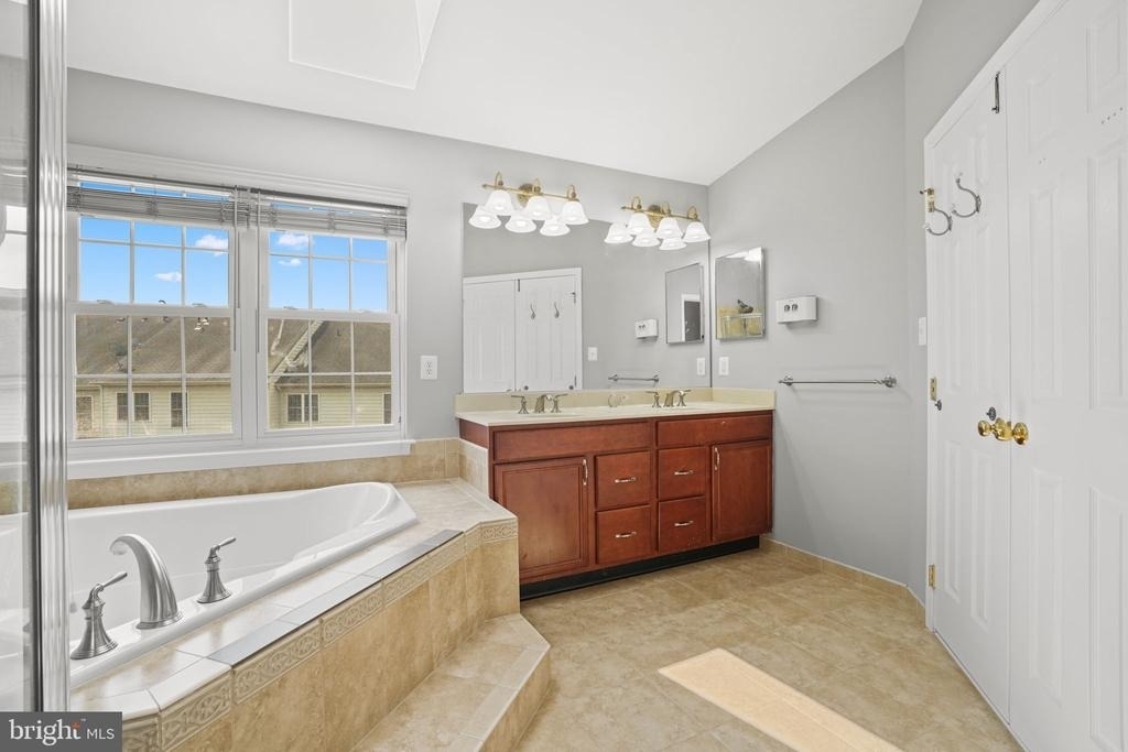 25257 Bald Eagle Terrace - Photo 29