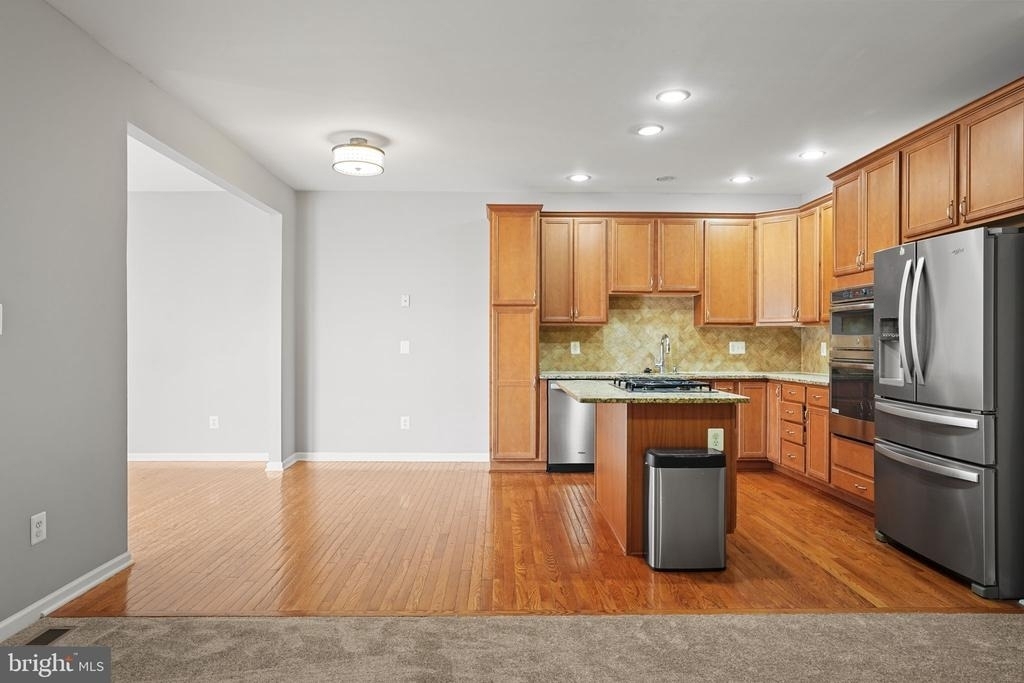 25257 Bald Eagle Terrace - Photo 13