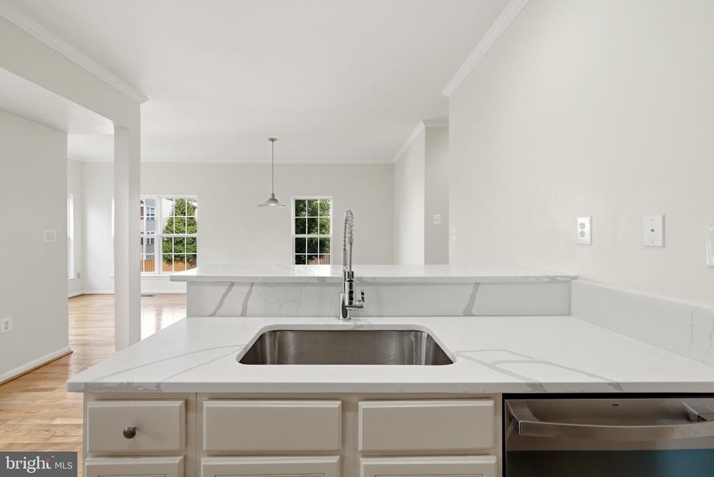 45805 Marlane Terrace - Photo 9