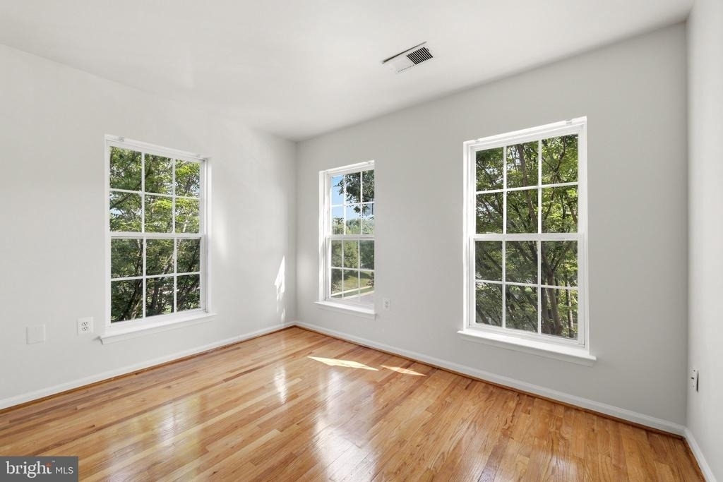 45805 Marlane Terrace - Photo 29