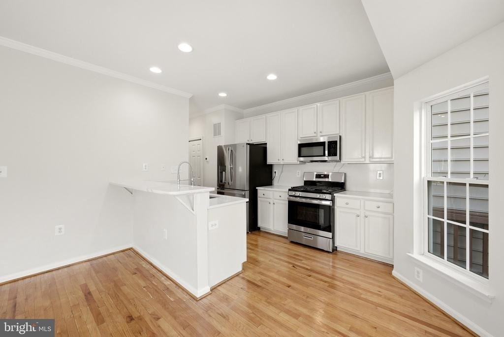 45805 Marlane Terrace - Photo 7