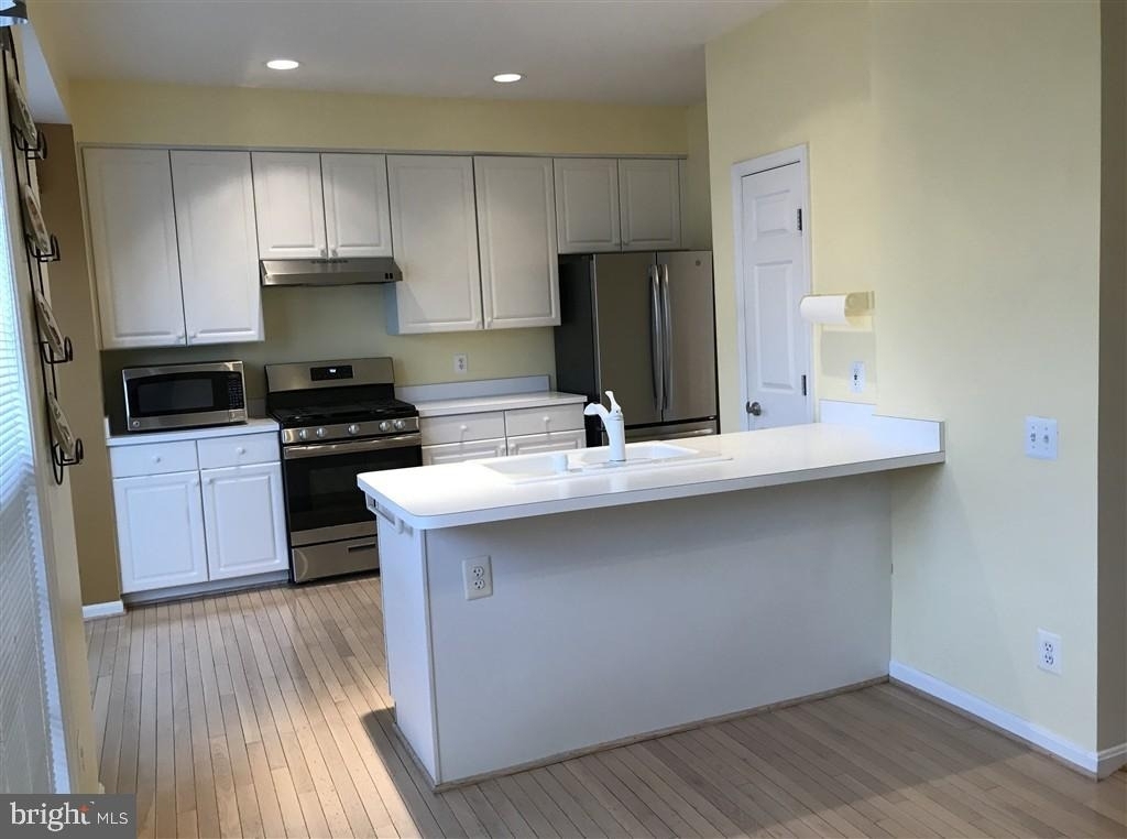 7507 Lamoyne Court - Photo 18