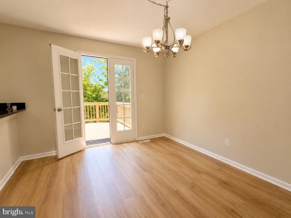1200 Bond Street - Photo 8