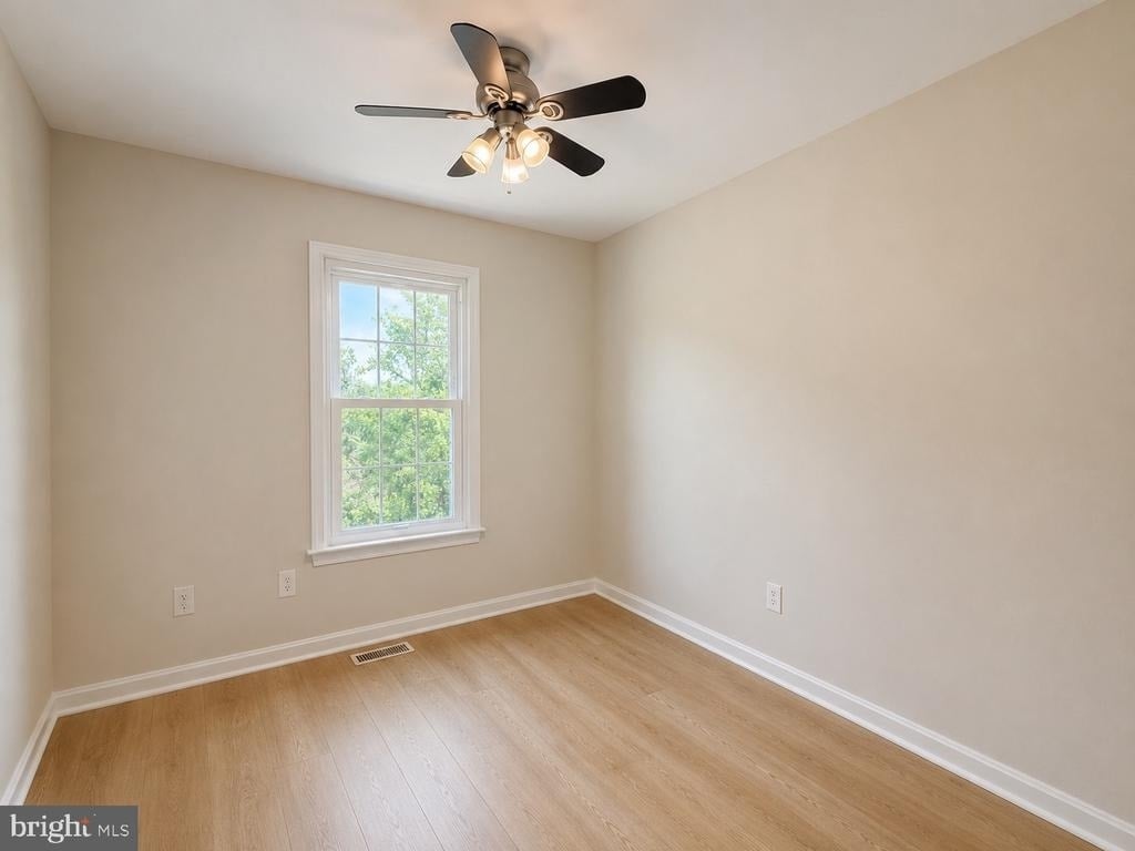 1200 Bond Street - Photo 21