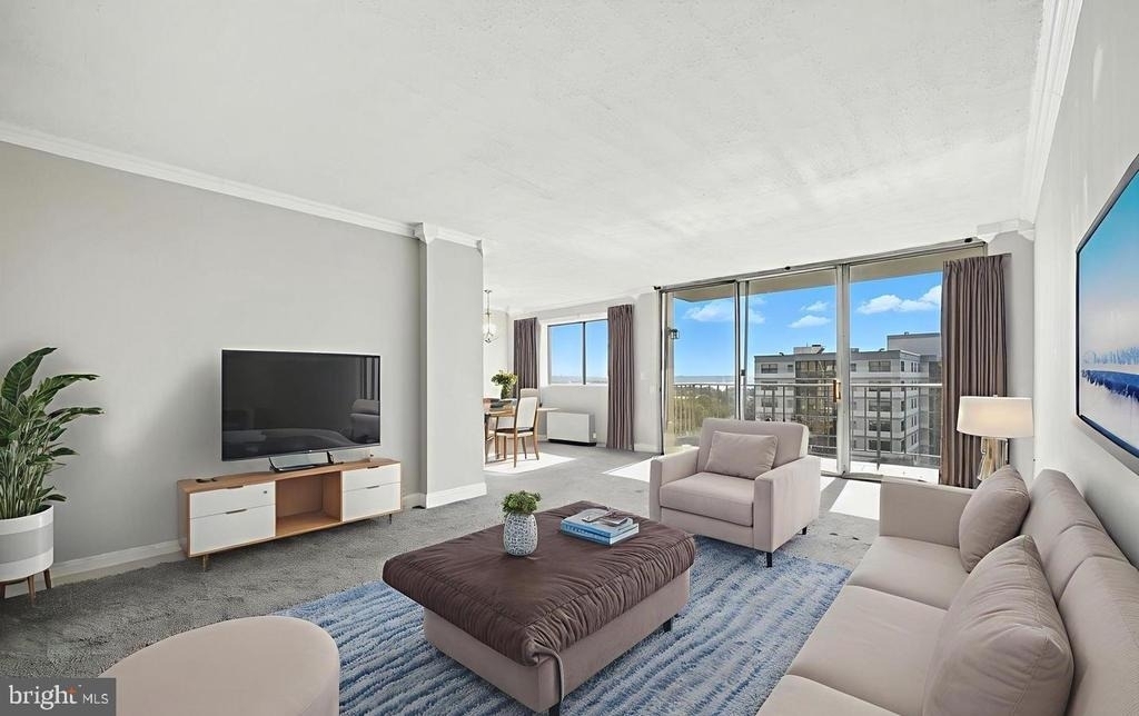 2059 Huntington Avenue - Photo 1
