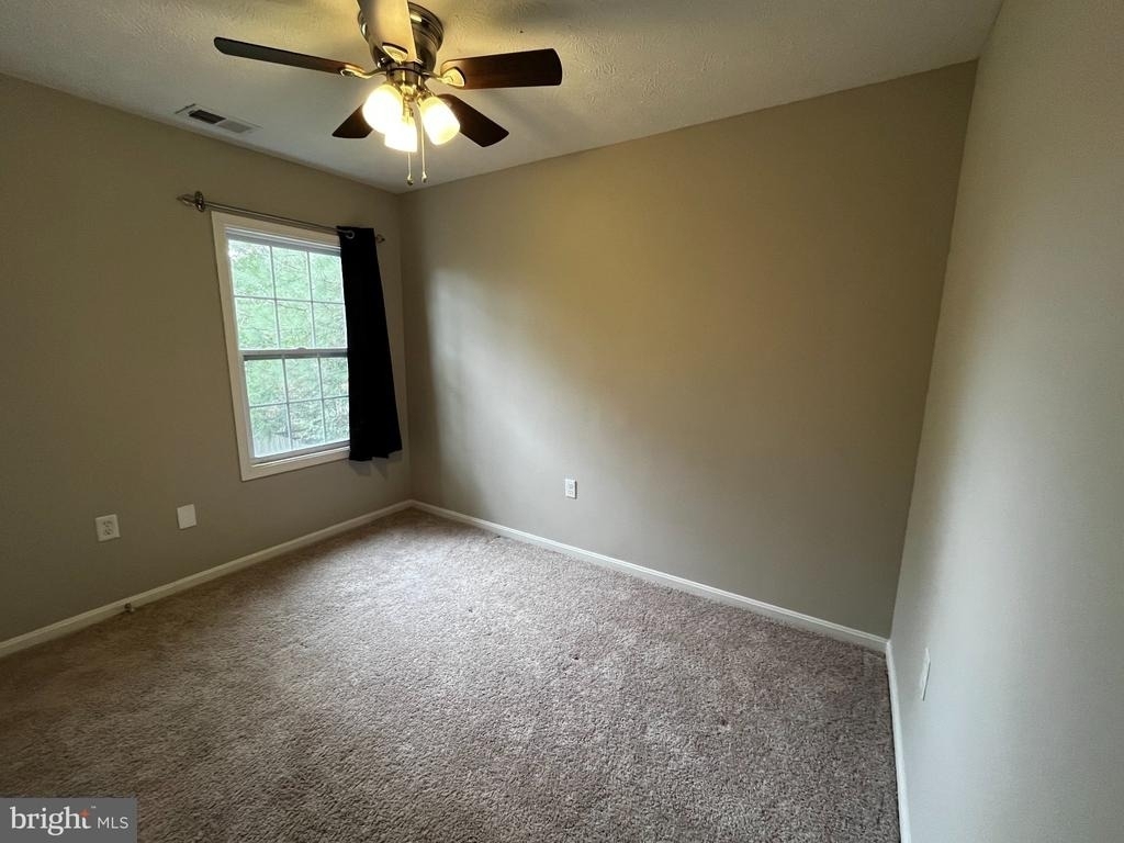 202 Carroll Drive - Photo 8