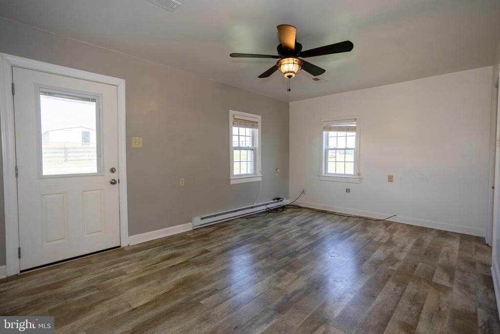 12203 Mystic Hill Ln - Photo 4