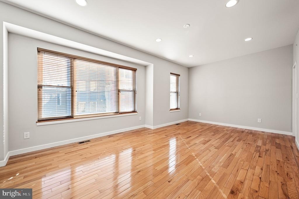 1743 Cambridge Street - Photo 18