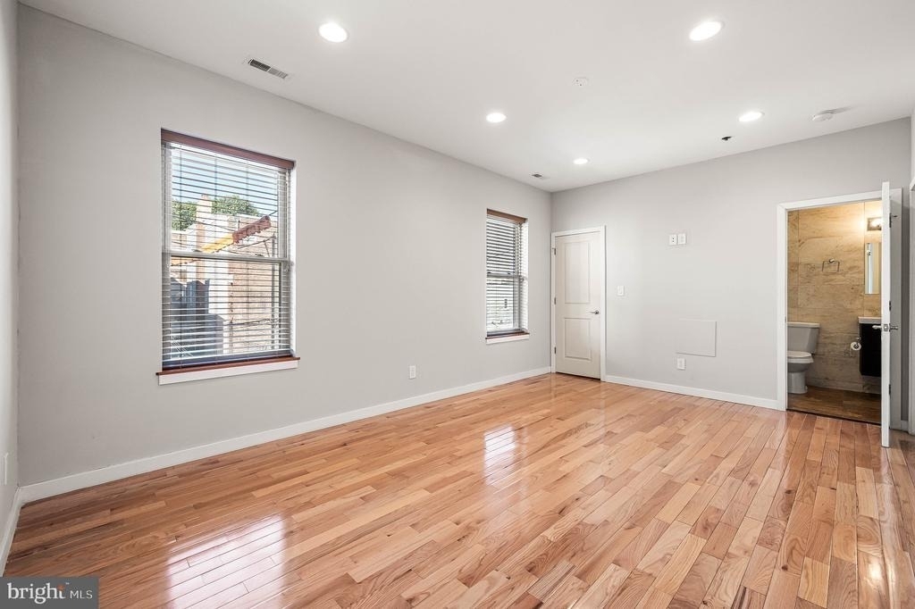 1743 Cambridge Street - Photo 12
