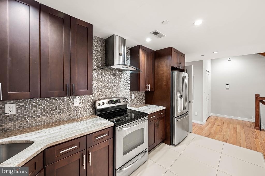 1743 Cambridge Street - Photo 4